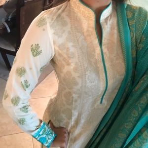 Brand new Maria B three piece !!